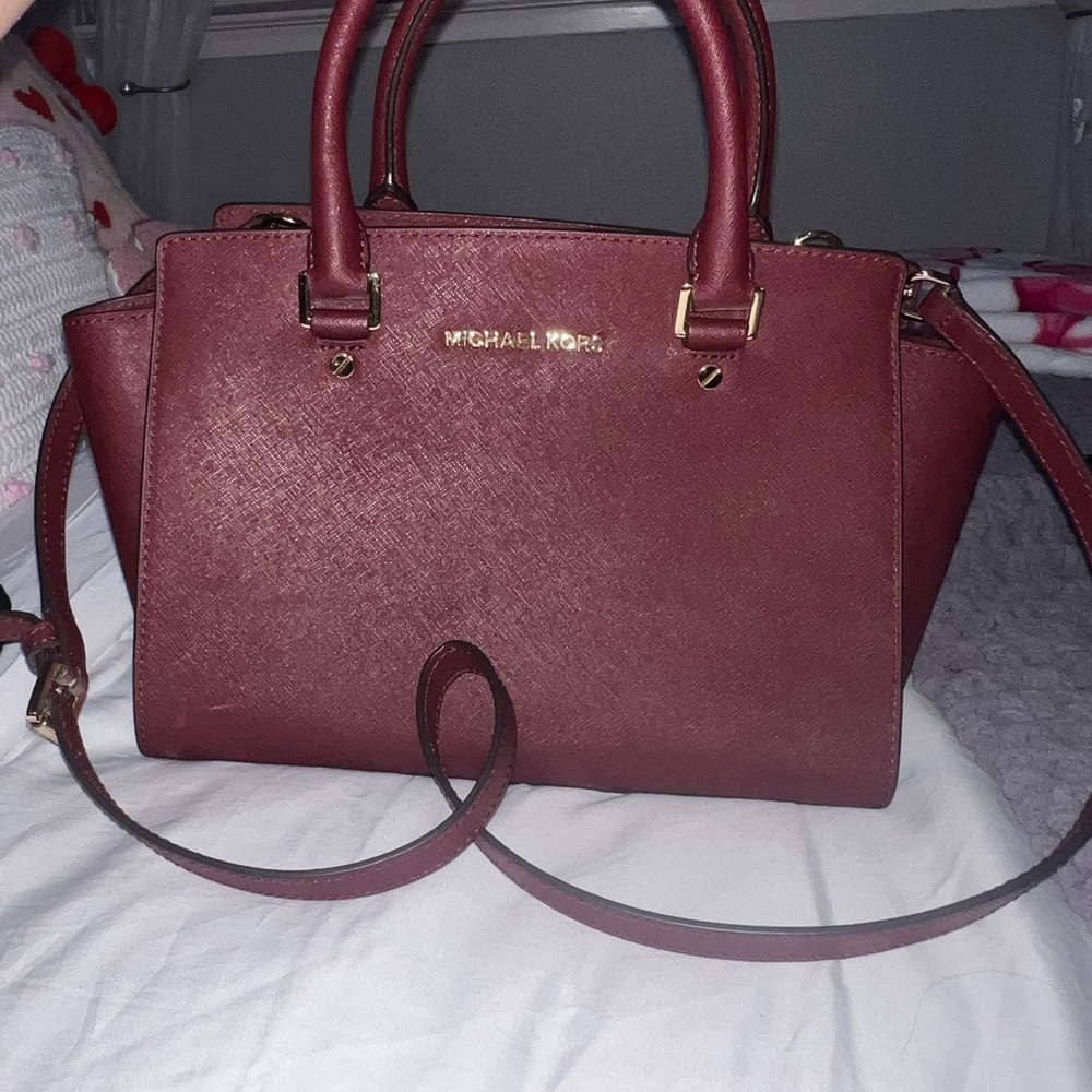 Micheal Kors Burgundy Sach Tote Bag